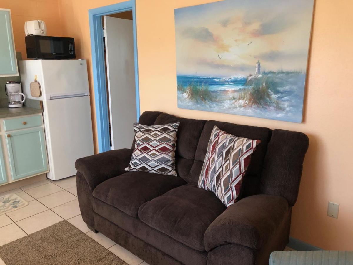 Pelican Post - Bradenton Beachモーテル エクステリア 写真
